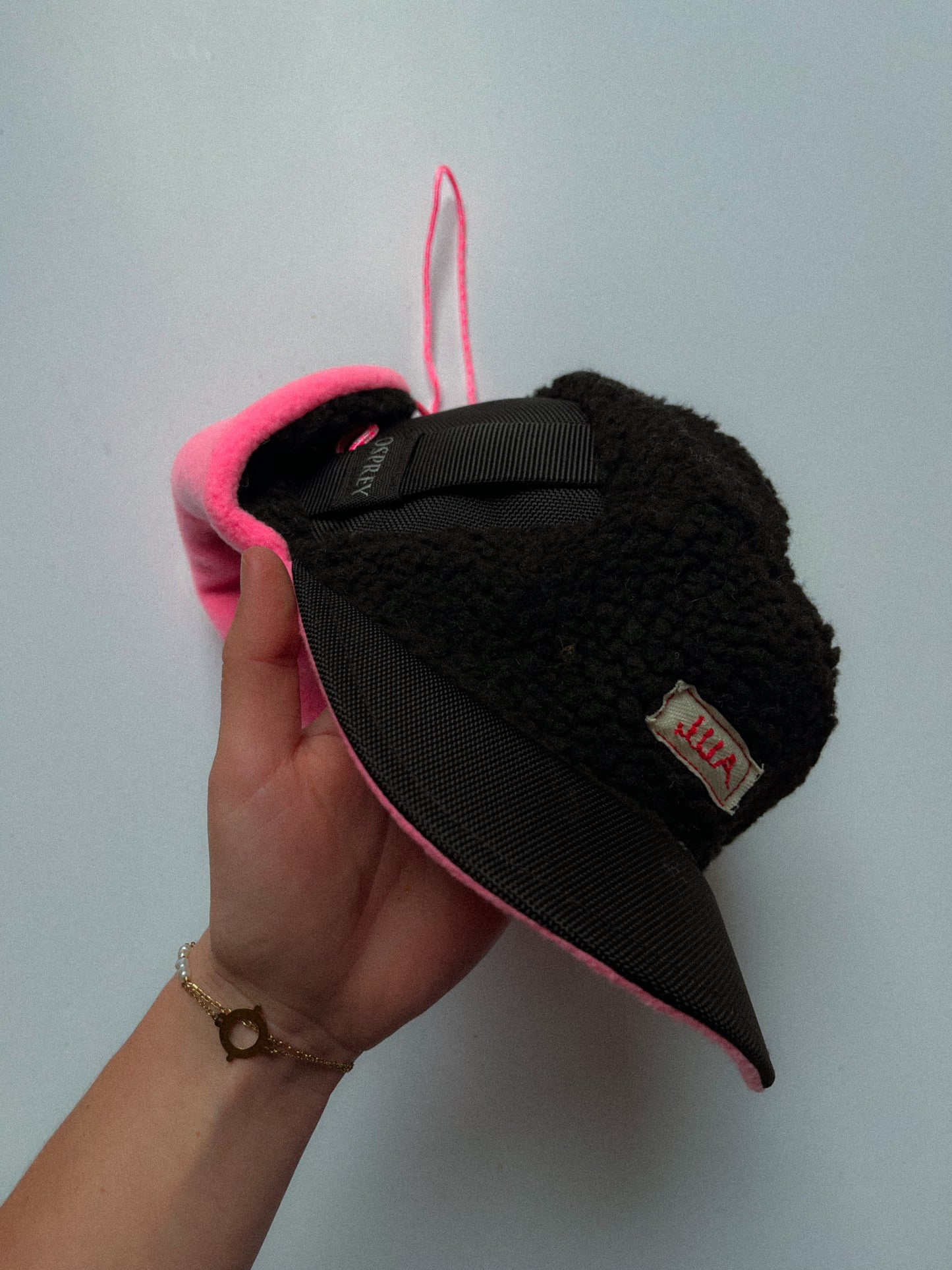 CASQUETTE POLAIRE NOIR x rose