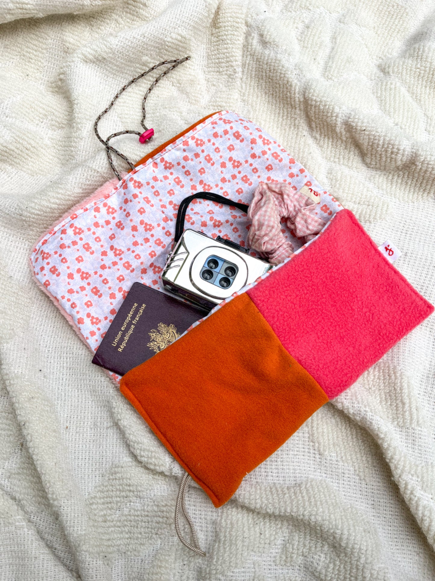 Pochette de baroudage orange x rose
