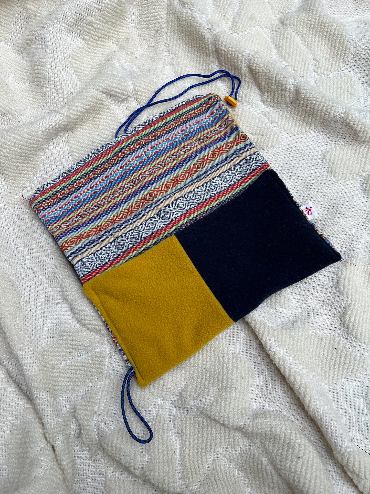 Pochette de baroudage moutarde x marine