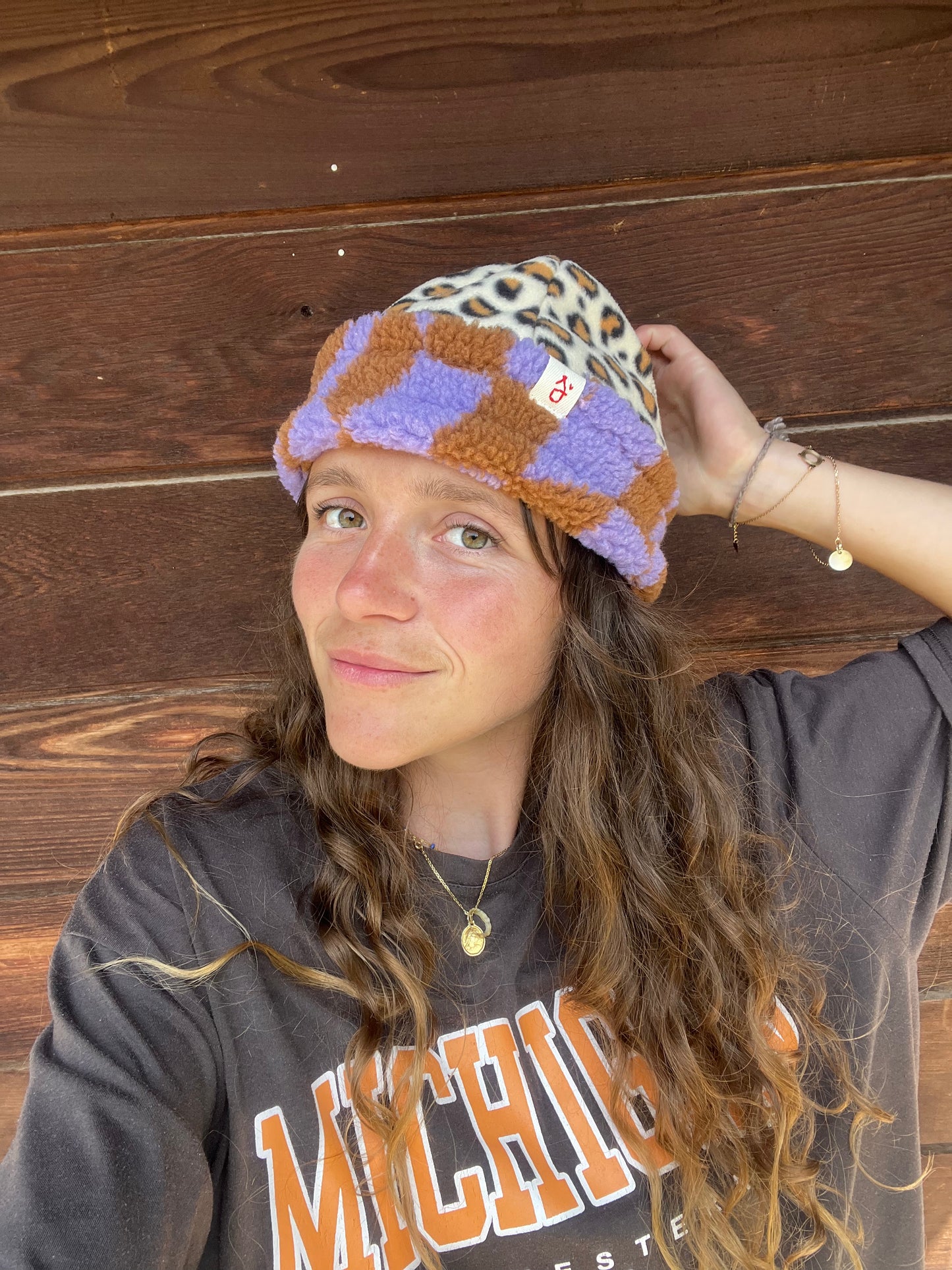 BONNET LEO x LILA CAMEL