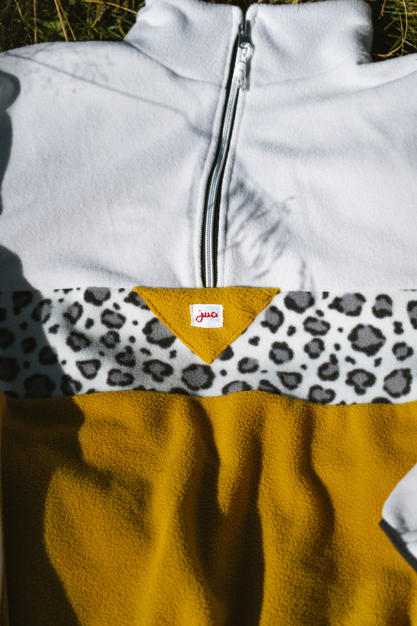 polaire grise x jaune