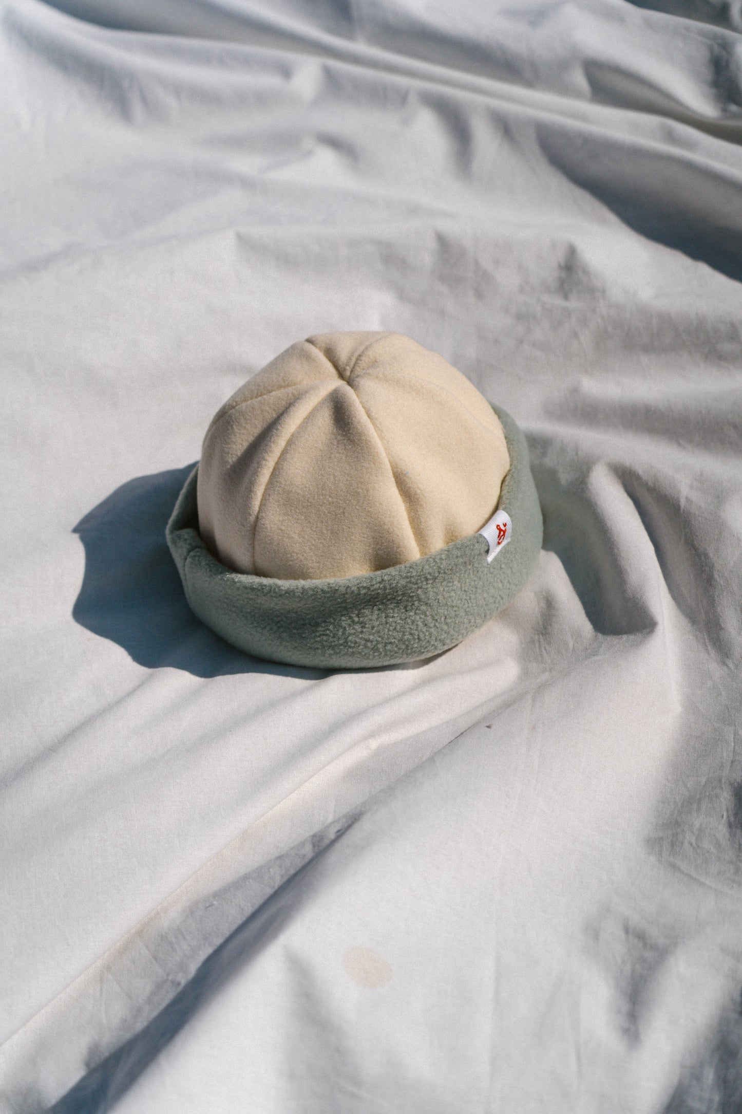 bonnet ecru x sauge