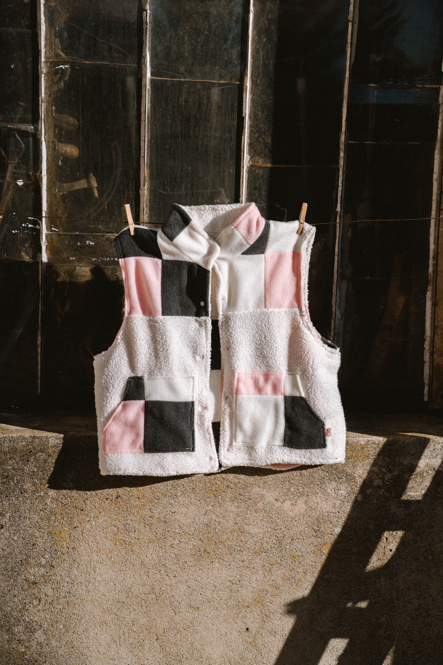 VESTE SANS MANCHE BLANCHE