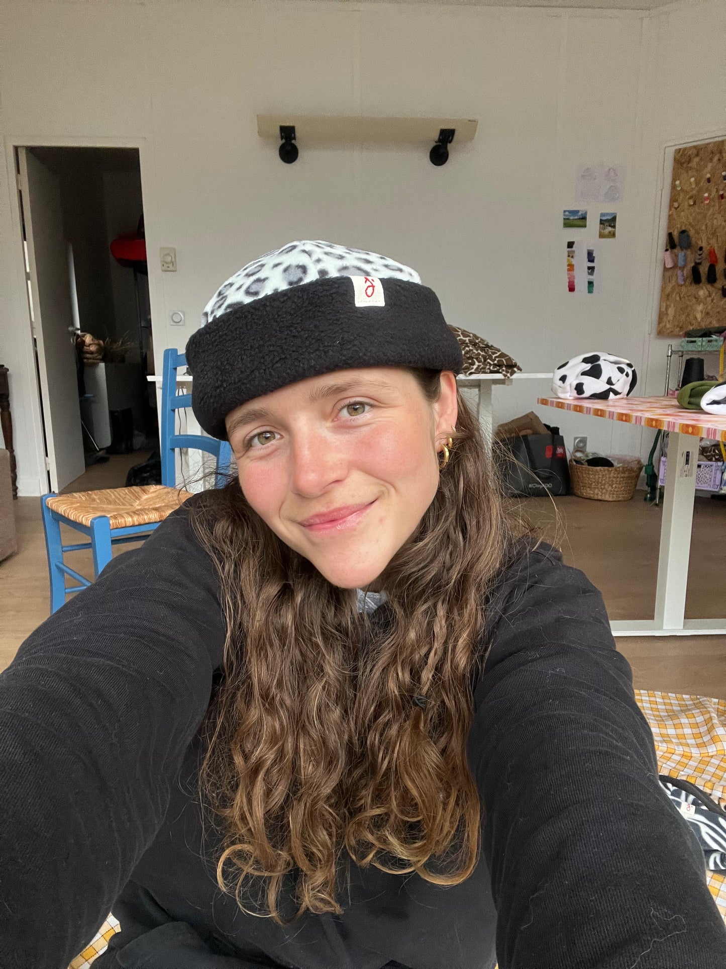 BONNET LEO GRIS x NOIR