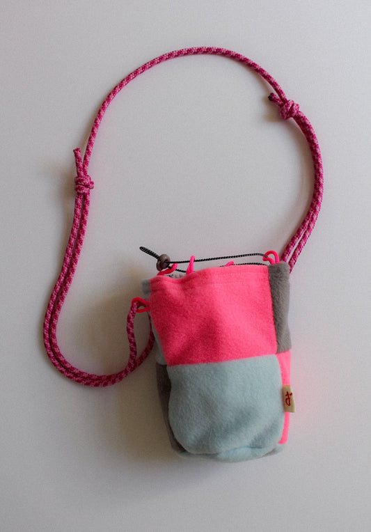 SAC A GOURDE ROSE GRIS