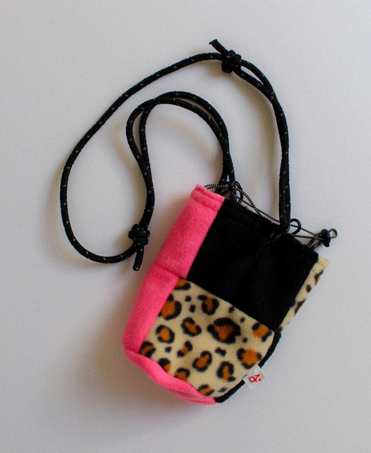 SAC A GOURDE LEO